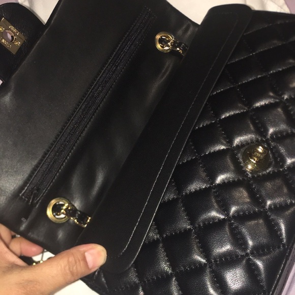 Black Quilted Leather Bag - Picture 2 of 10